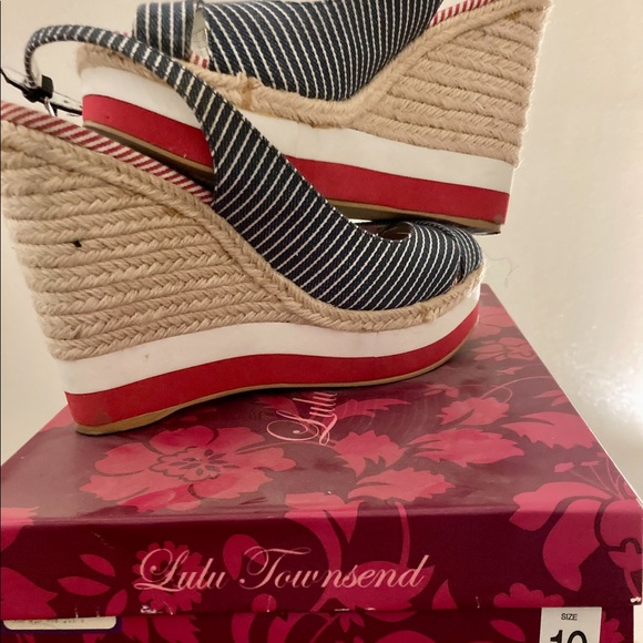 Lulu Townsend - Women’s Wedges. Size 10 - Picture 2 of 6